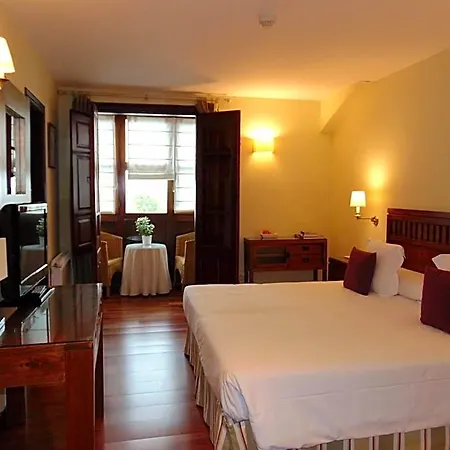 Отель Quinta De Villanueva Коломбрес